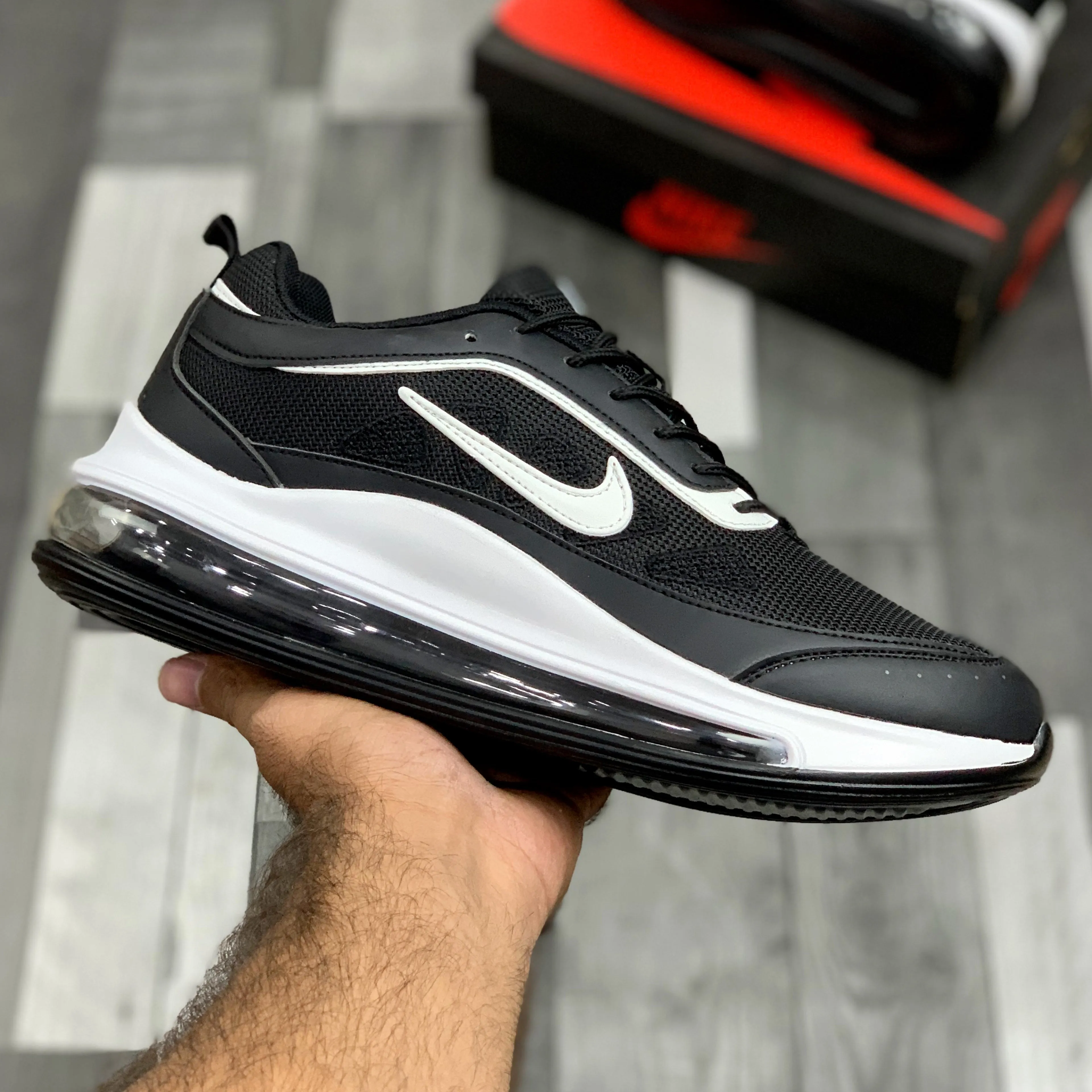 Air Max AP (Black White)