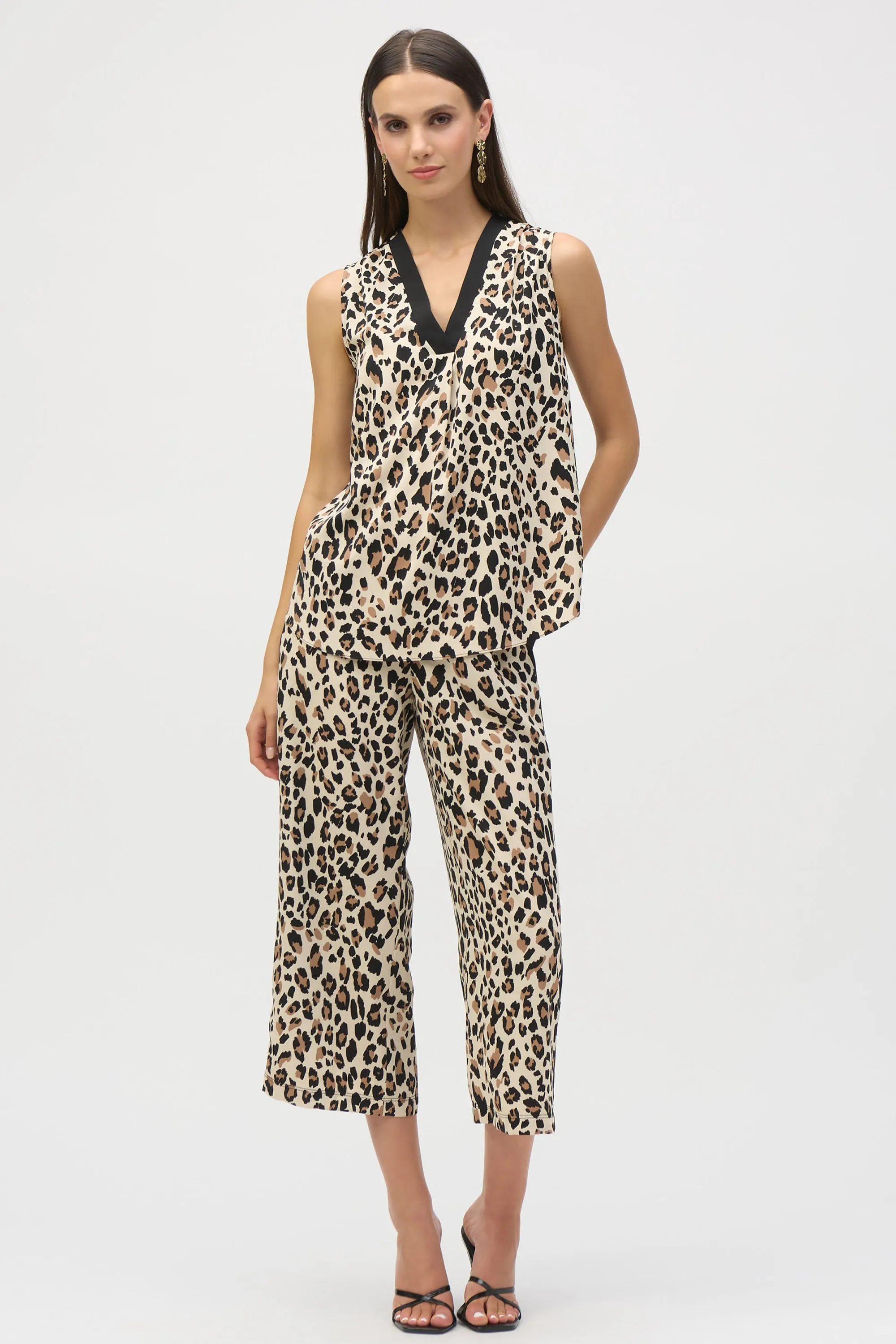 ANIMAL PRINT SLEEVELESS TOP