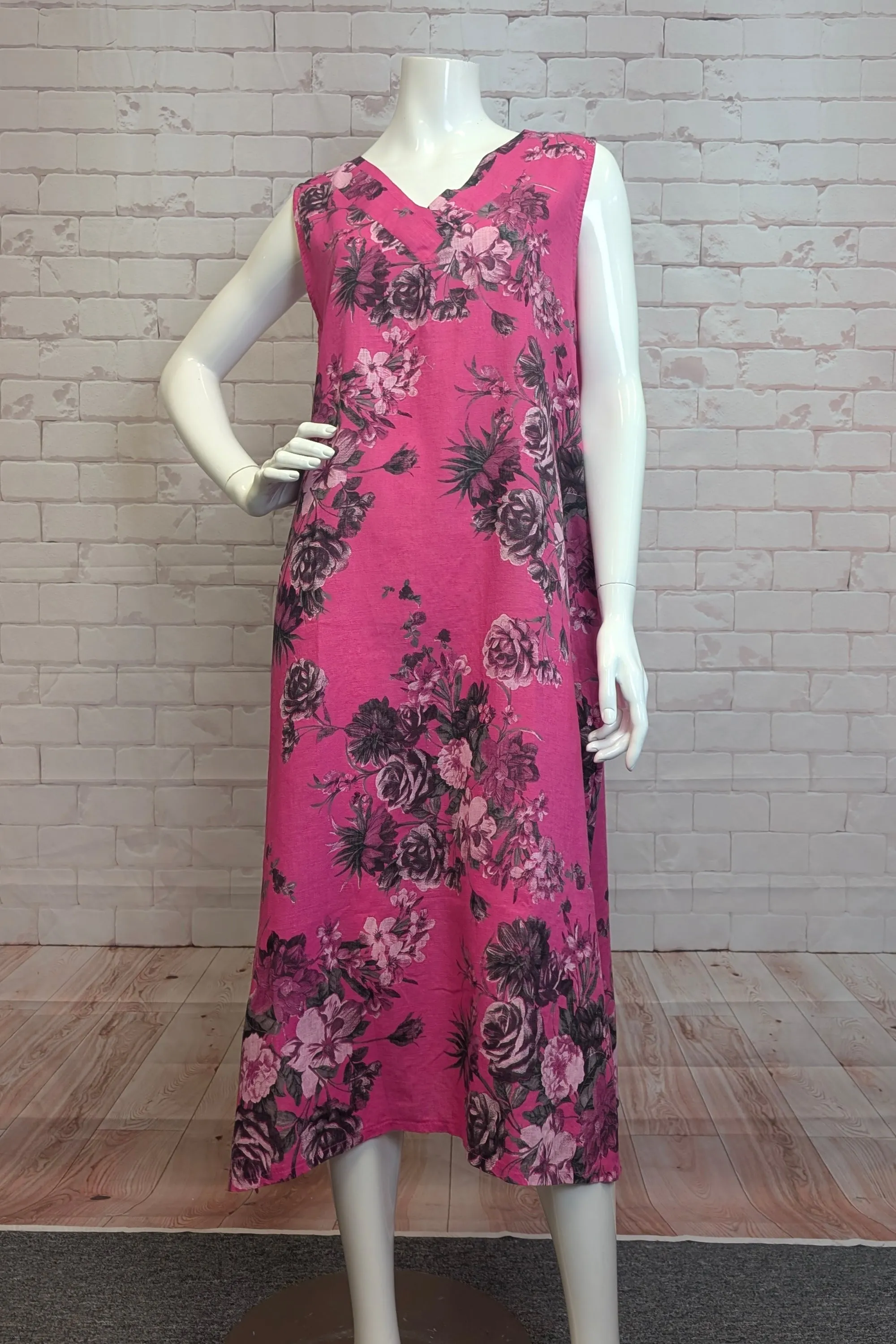 BLOOMS SLEEVELESS FLORAL DRESS