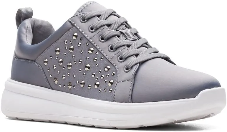 Clarks Women's Ezera Ave Lace-Up Sneaker