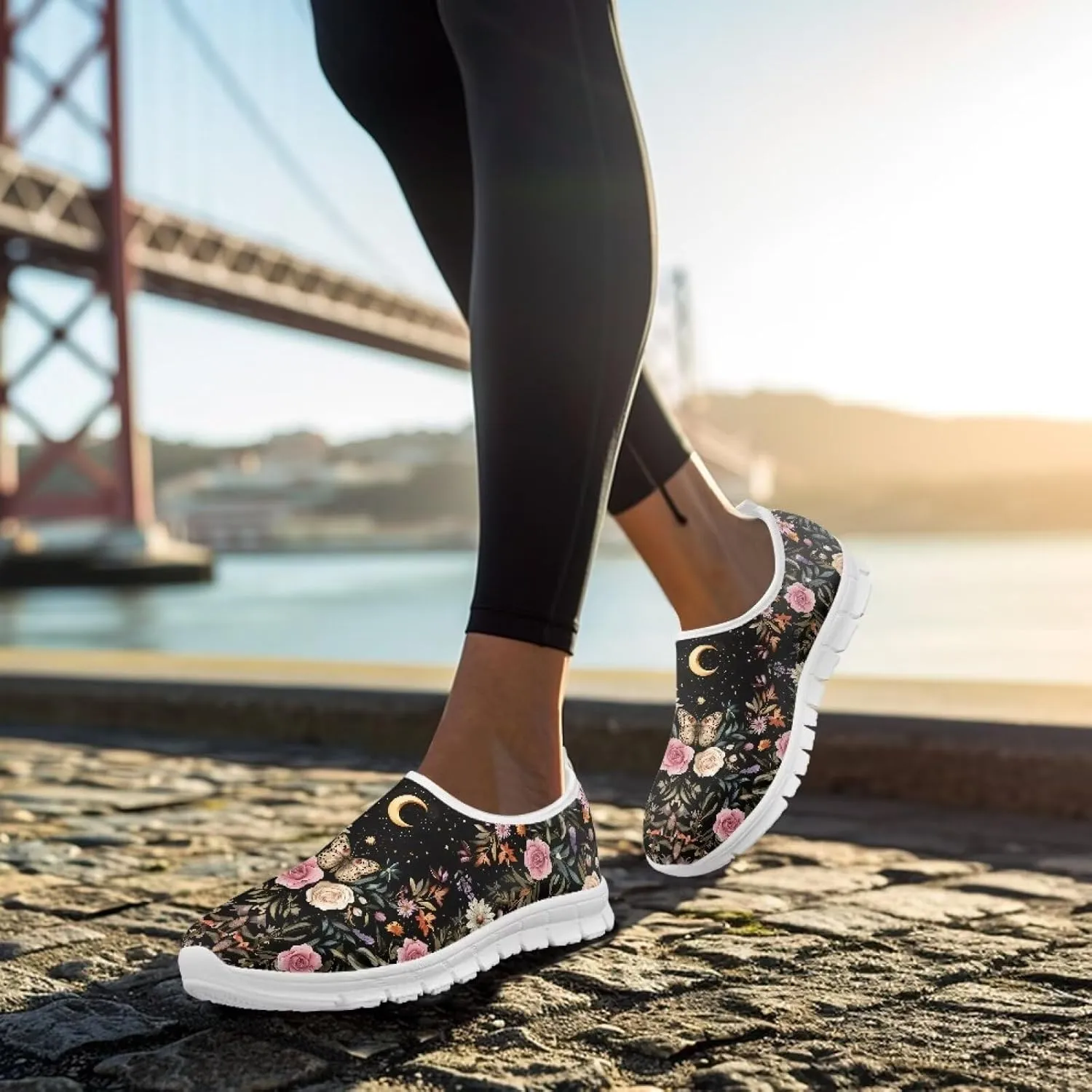 GOSTONG Floral Art Sneakers for Women Retro Low-Cut Slip-on Home Loafers Lightweight Soft Soled Comfort Outdoor Running Travel Sneakers White US 5 to 11.5
