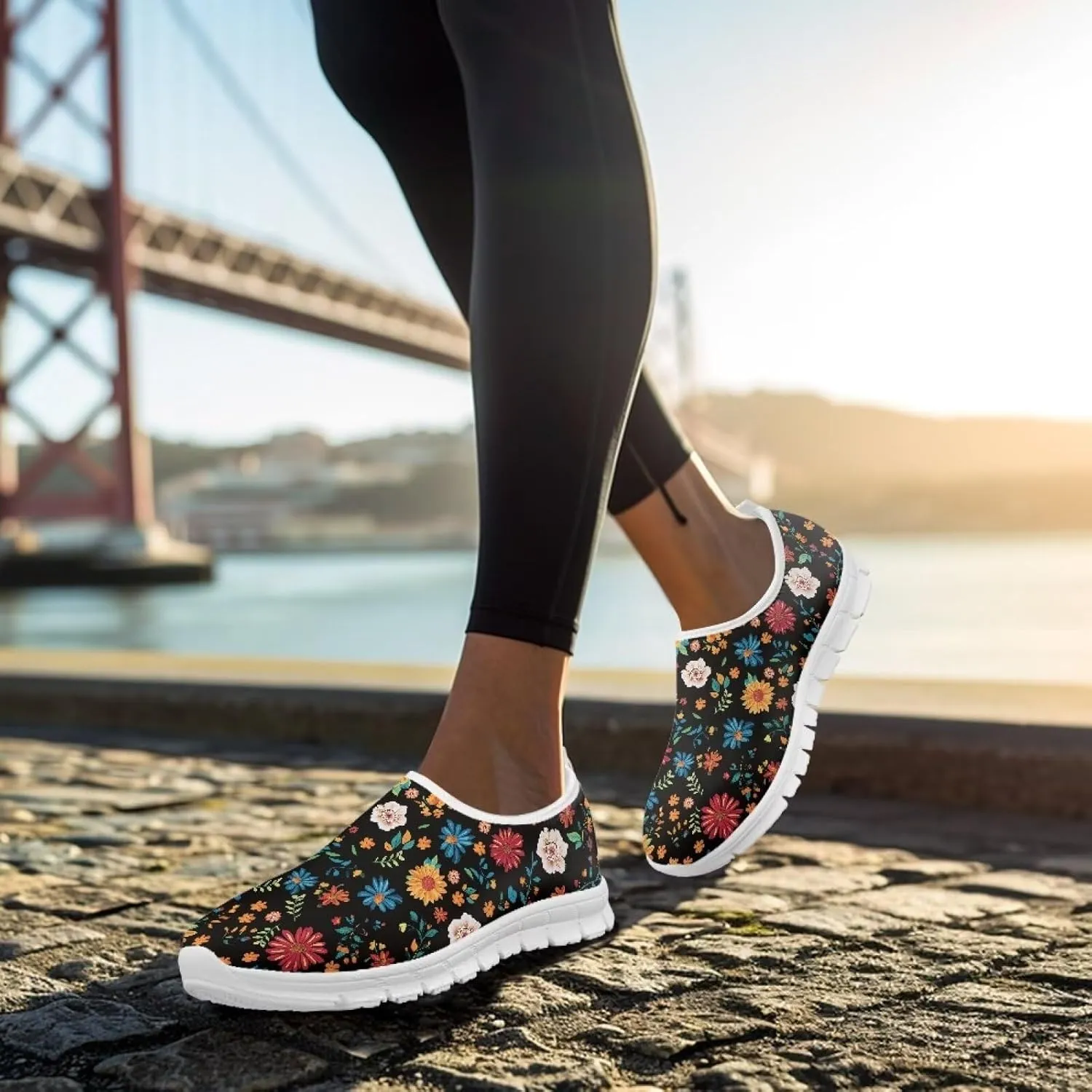 GOSTONG Floral Art Sneakers for Women Retro Low-Cut Slip-on Home Loafers Lightweight Soft Soled Comfort Outdoor Running Travel Sneakers White US 5 to 11.5
