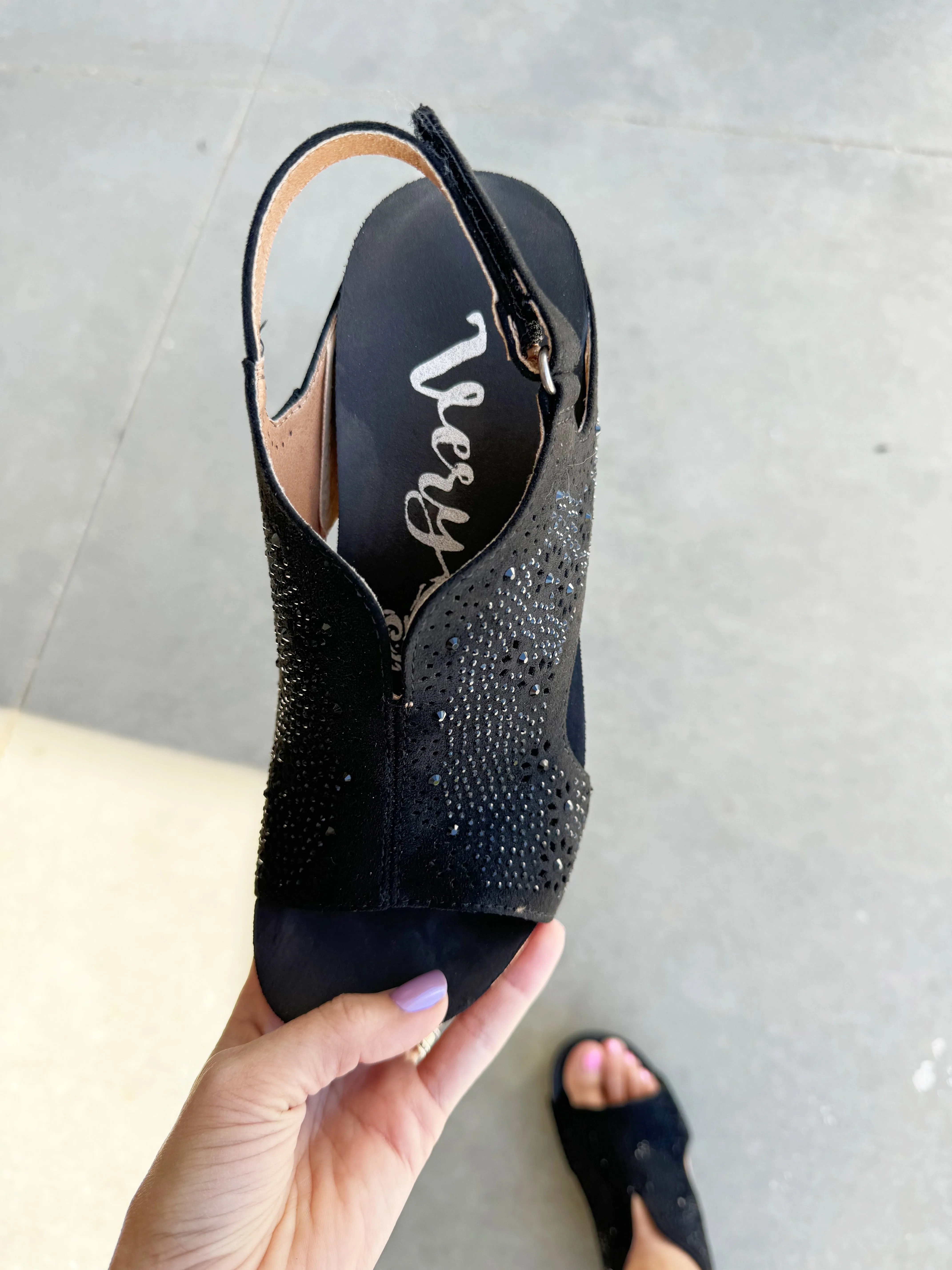 Gypsy Jazz Starry Nights Sandals in Black