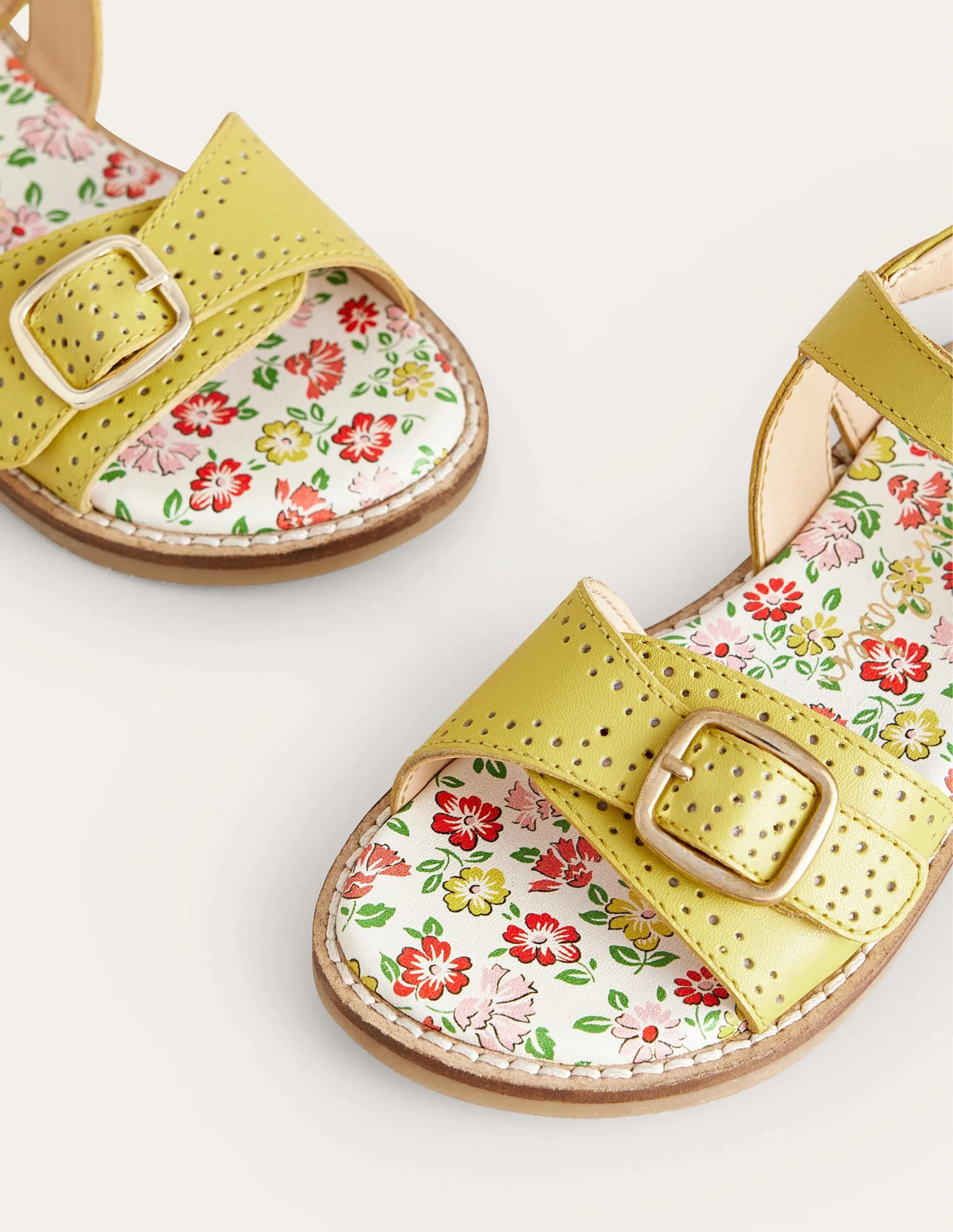 Leather Buckle Sandals-Yellow
