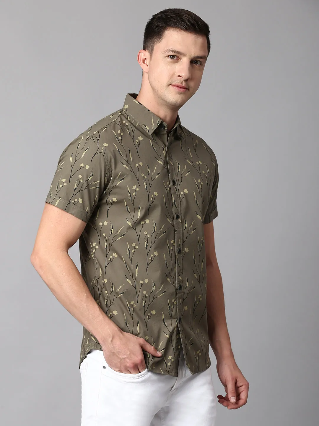 Men's Floral Green Slim Fit Casual Shirt With Spread Collar