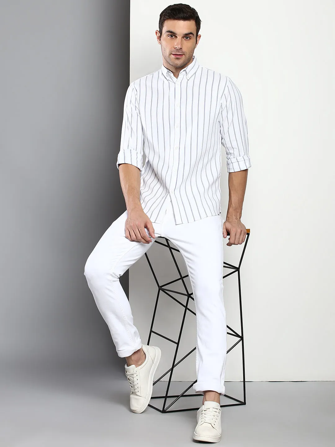 Men's Striped White Slim Fit Oxford Cotton Casual Shirt With Button Down Collar & Full Sleeves (C9040_White_S)