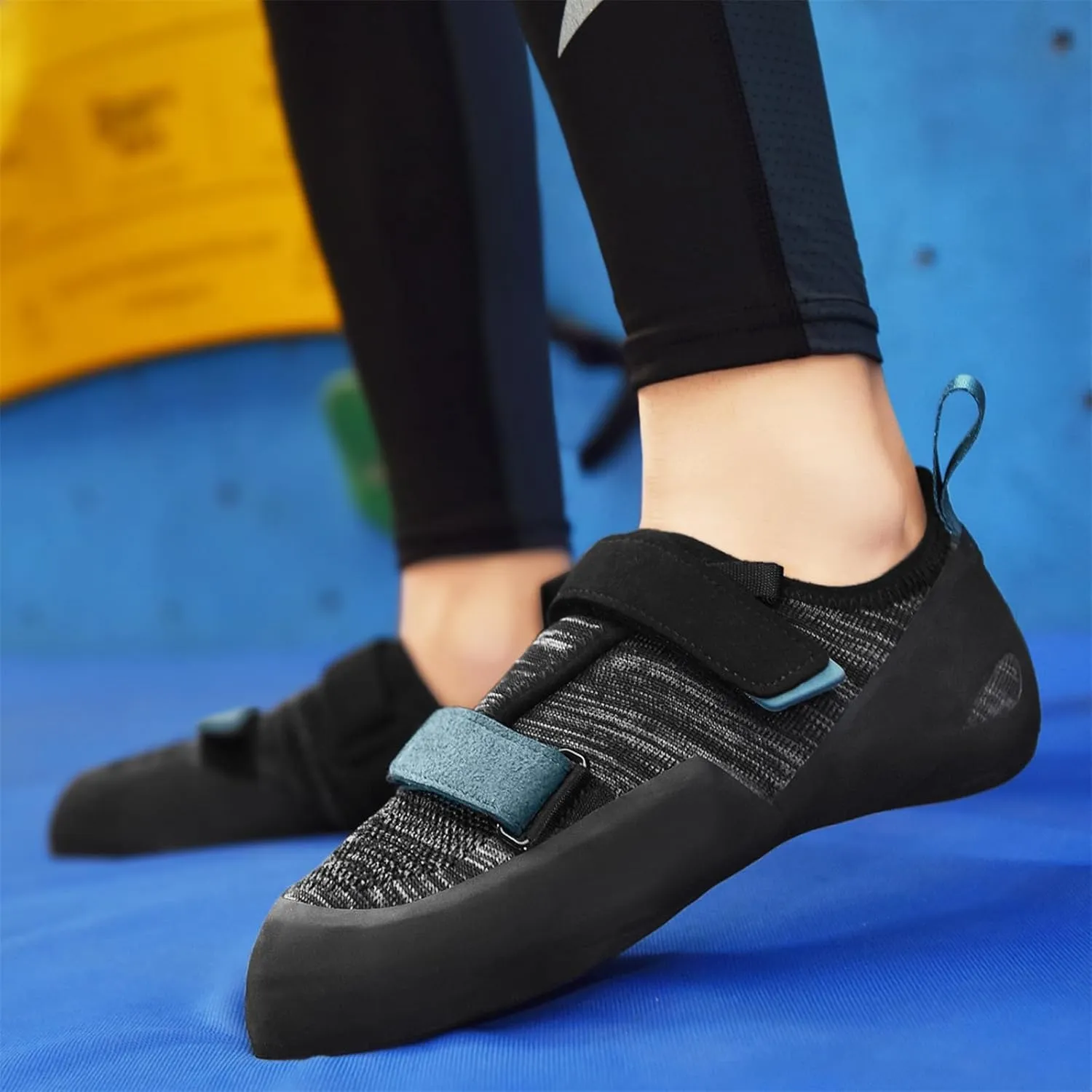 Mens Youth Rock Climbing Shoes Lightweight Bouldering Gym Sport Trainers Fashion Comfortable Breathable Speed Climbing Training Shoes