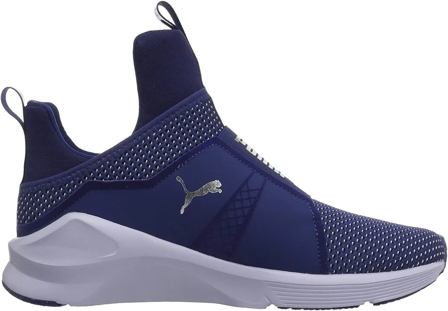 PUMA Women's Fierce Velvet Vr Sneaker