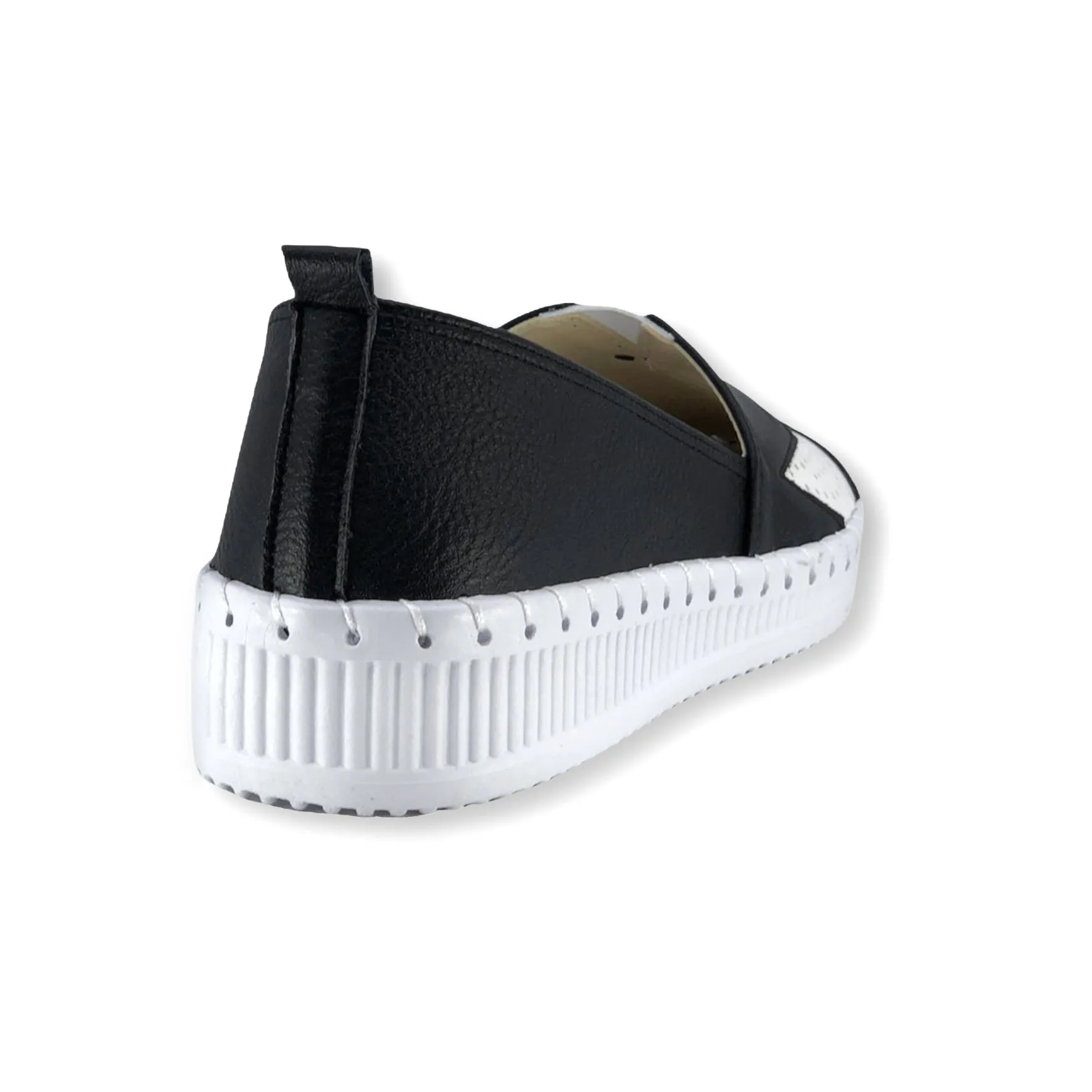 Simple Star Sneaker