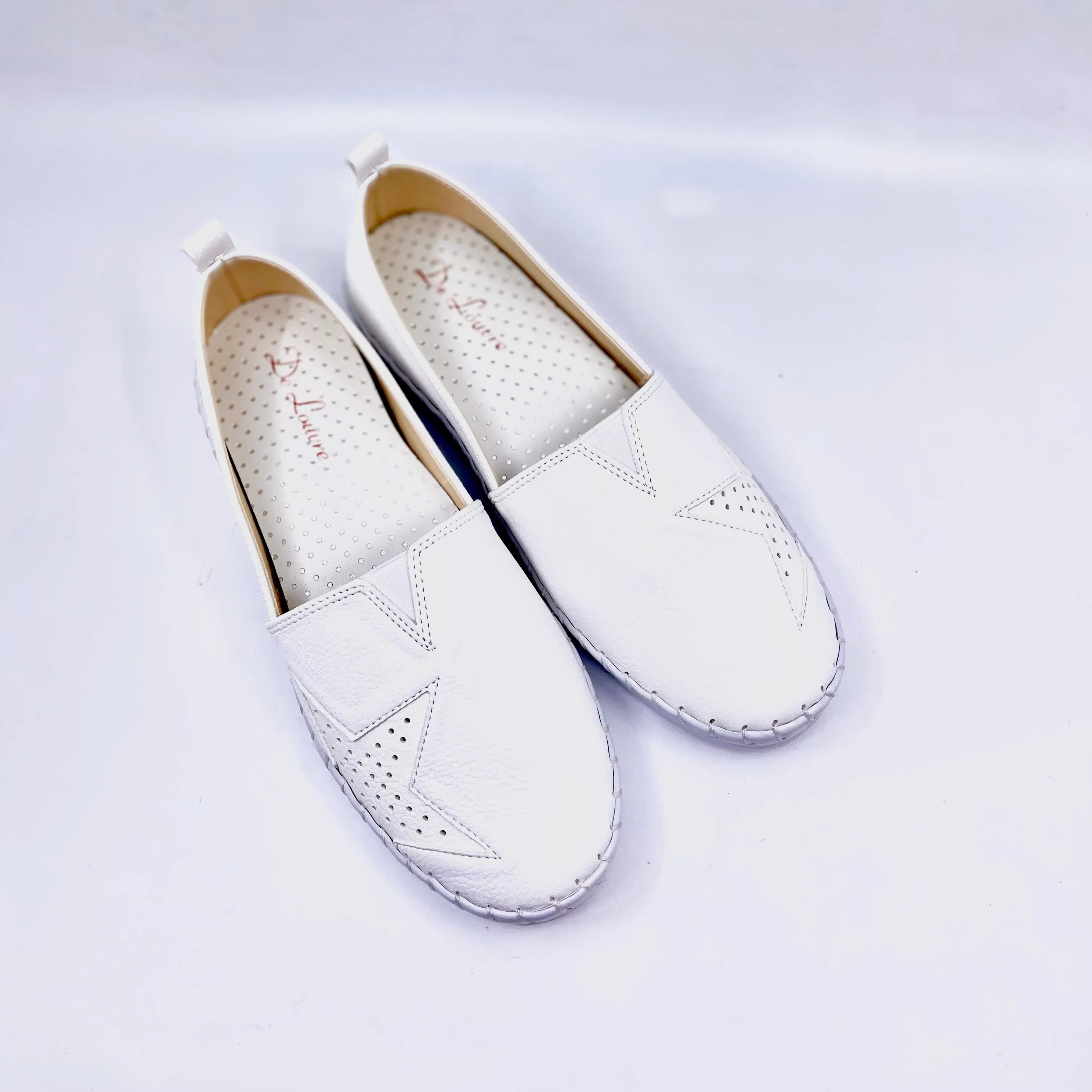 Simple Star Sneaker