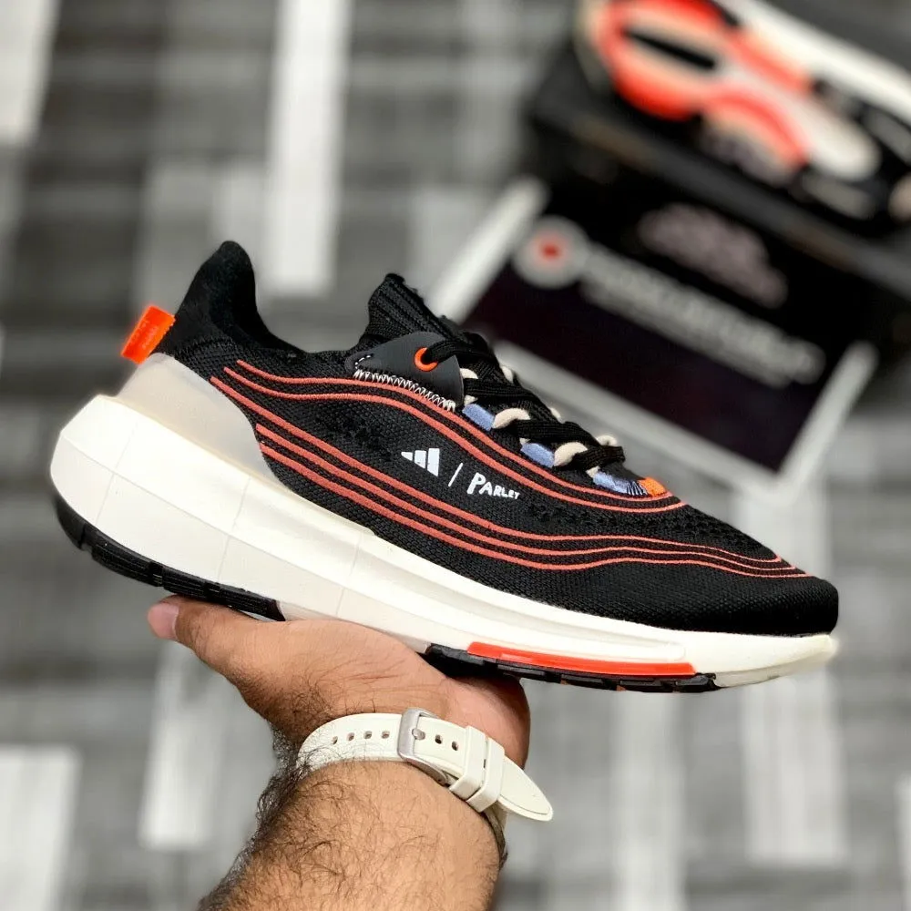 UB LightBoost 23 x Parleyy (Black Red)