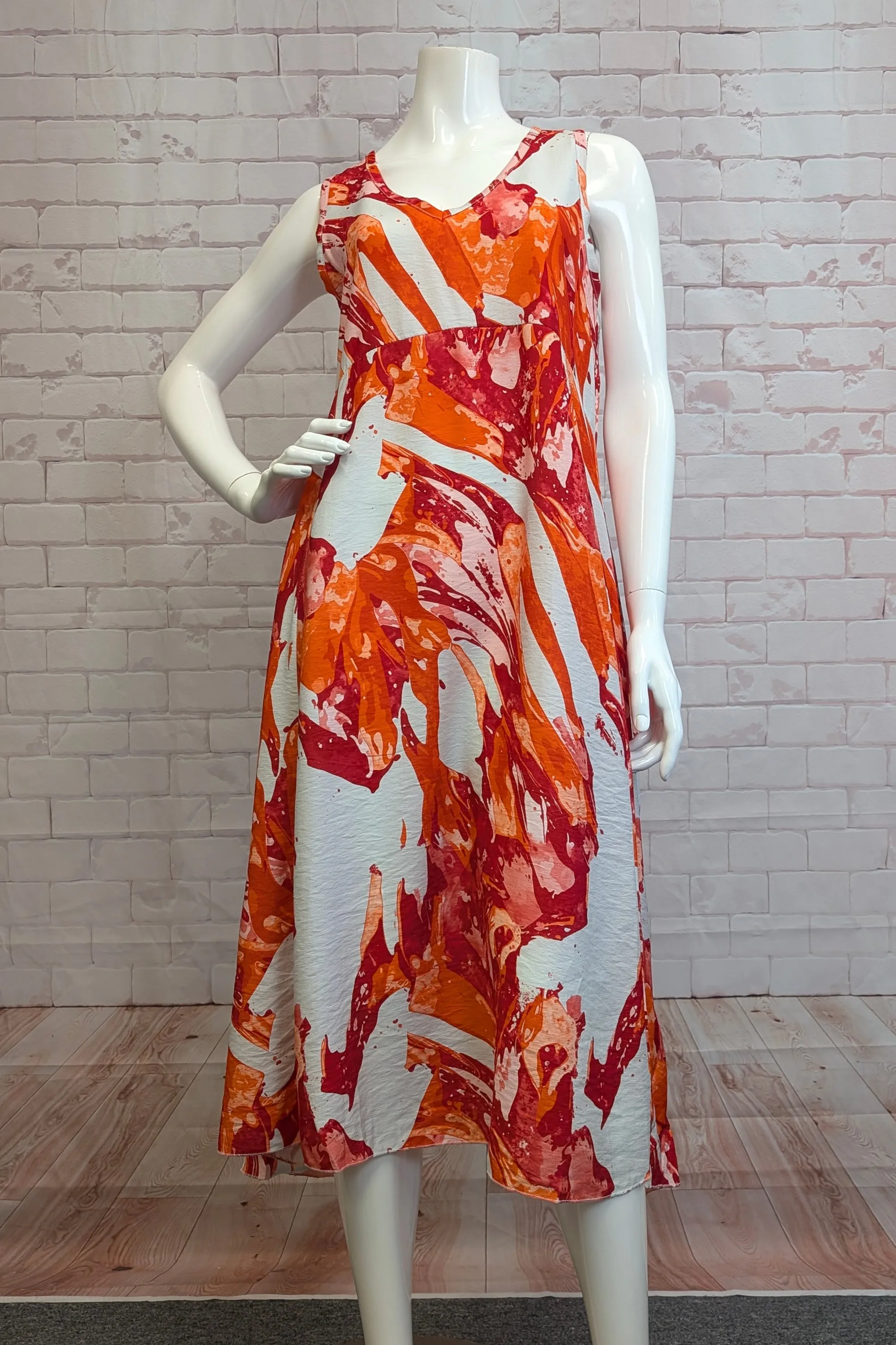 WAVES SLEEVELESS DRESS
