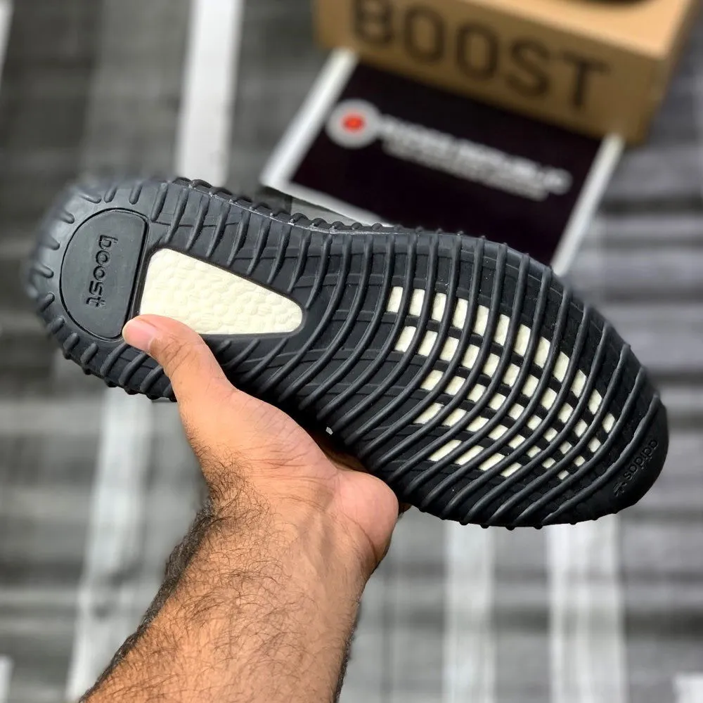 Yeeezzyy 350 v2 (CORE SPLY)
